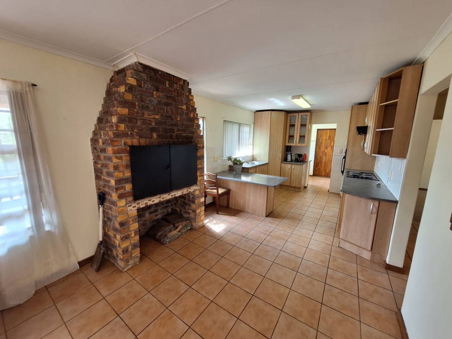 3 Bedroom Property for Sale in Wavecrest Eastern Cape